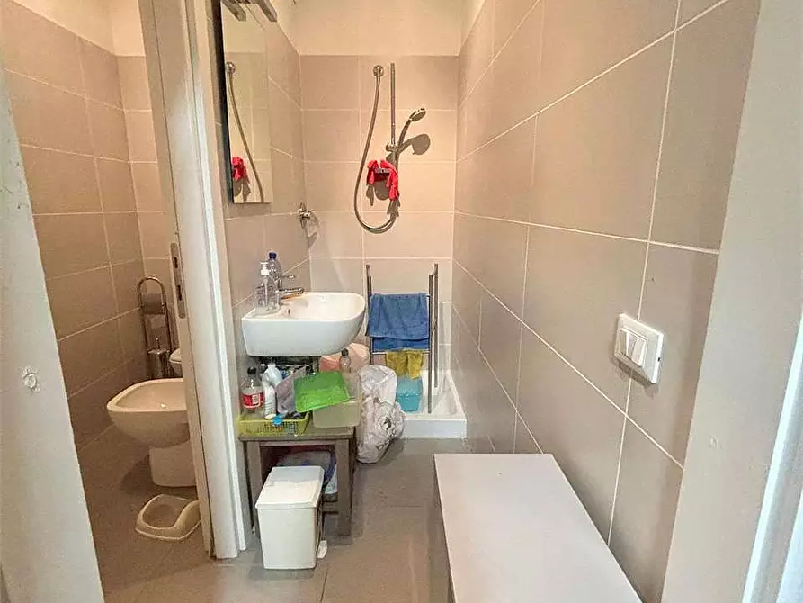 Immagine 9 di Laboratorio in vendita  a Firenze