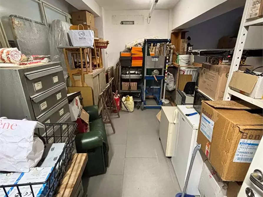 Immagine 6 di Laboratorio in vendita  a Firenze