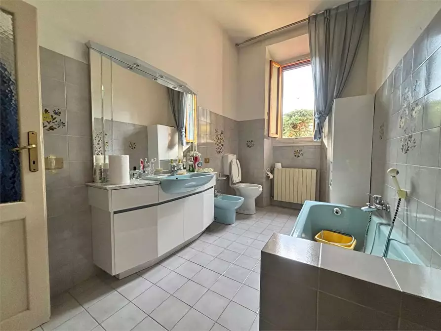 Immagine 18 di Appartamento in vendita  in Via Celso 1 a Firenze