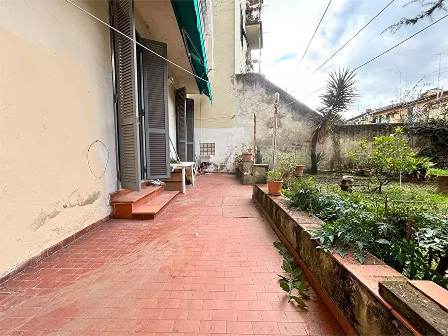 Immagine 24 di Appartamento in vendita  in Via Celso 1 a Firenze