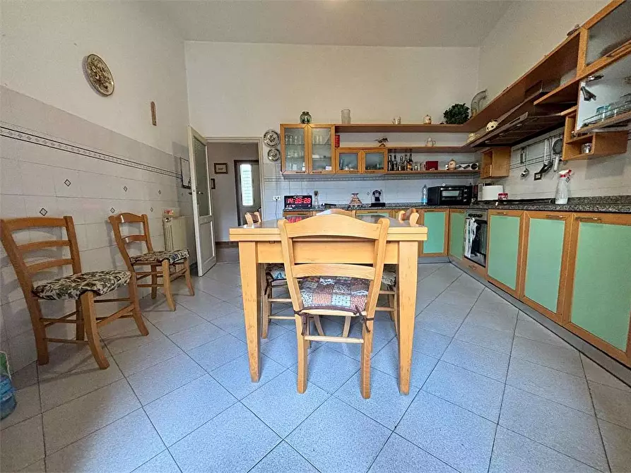 Immagine 5 di Appartamento in vendita  in Via Celso 1 a Firenze