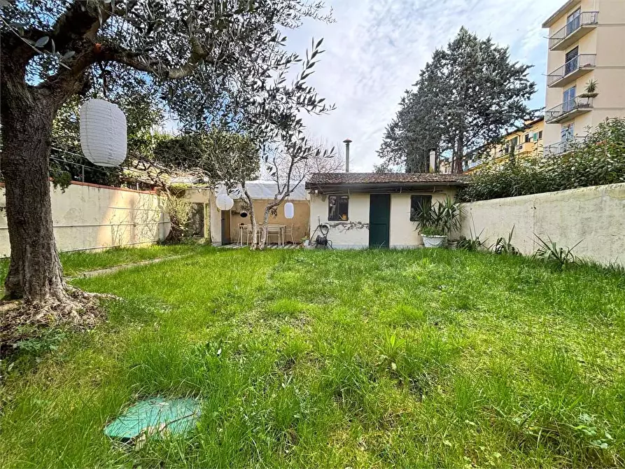 Immagine 1 di Appartamento in vendita  in Via Vezzani 39 a Firenze