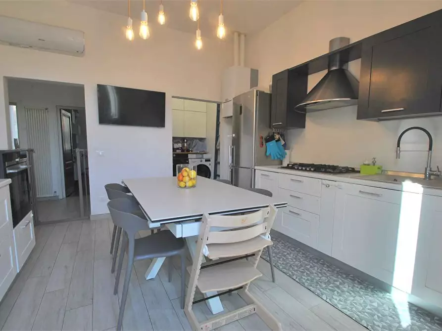 Immagine 5 di Appartamento in vendita  in Via Vezzani 39 a Firenze