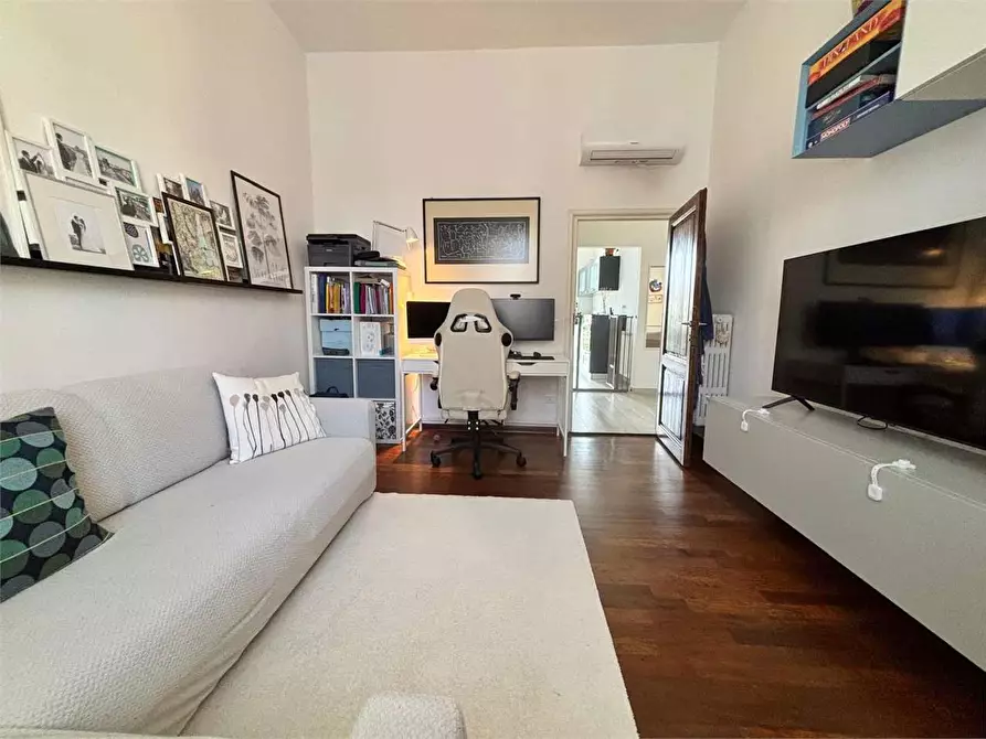 Immagine 11 di Appartamento in vendita  in Via Vezzani 39 a Firenze