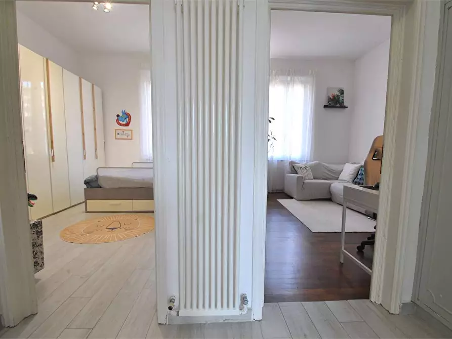 Immagine 23 di Appartamento in vendita  in Via Vezzani 39 a Firenze