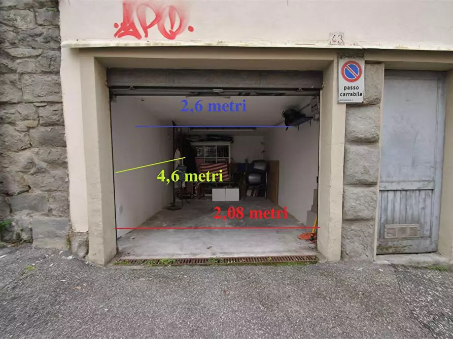 Immagine 1 di Garage in vendita  in Via Mattioli 74 a Firenze