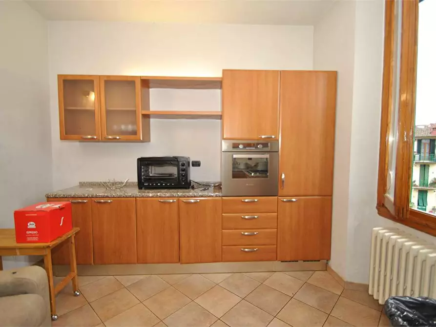 Immagine 10 di Stanza singola in affitto  a Firenze