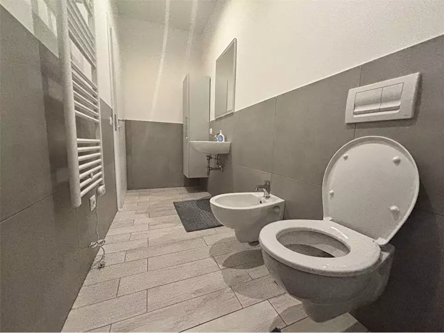 Immagine 15 di Appartamento in affitto  a Firenze