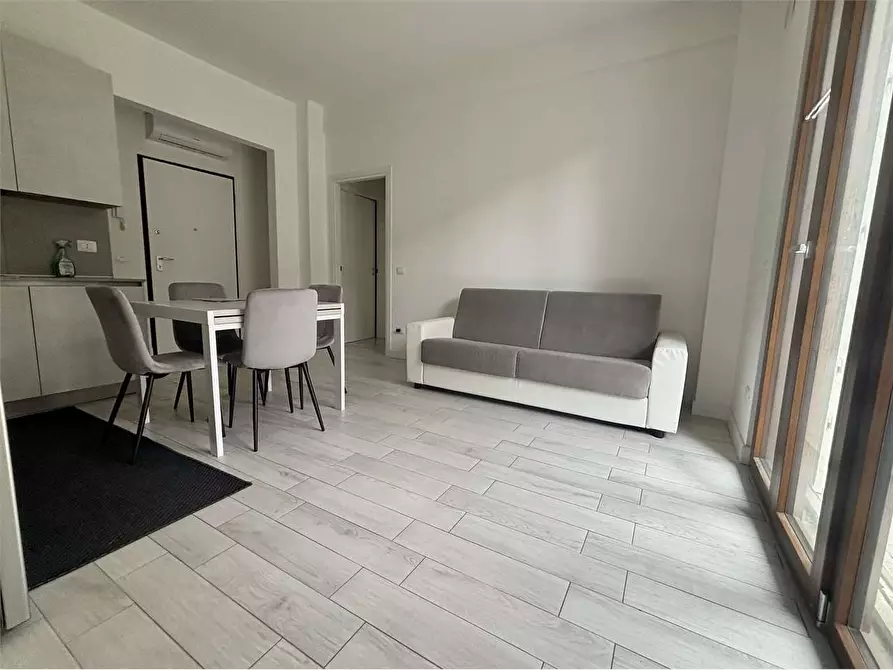 Immagine 2 di Appartamento in affitto  a Firenze