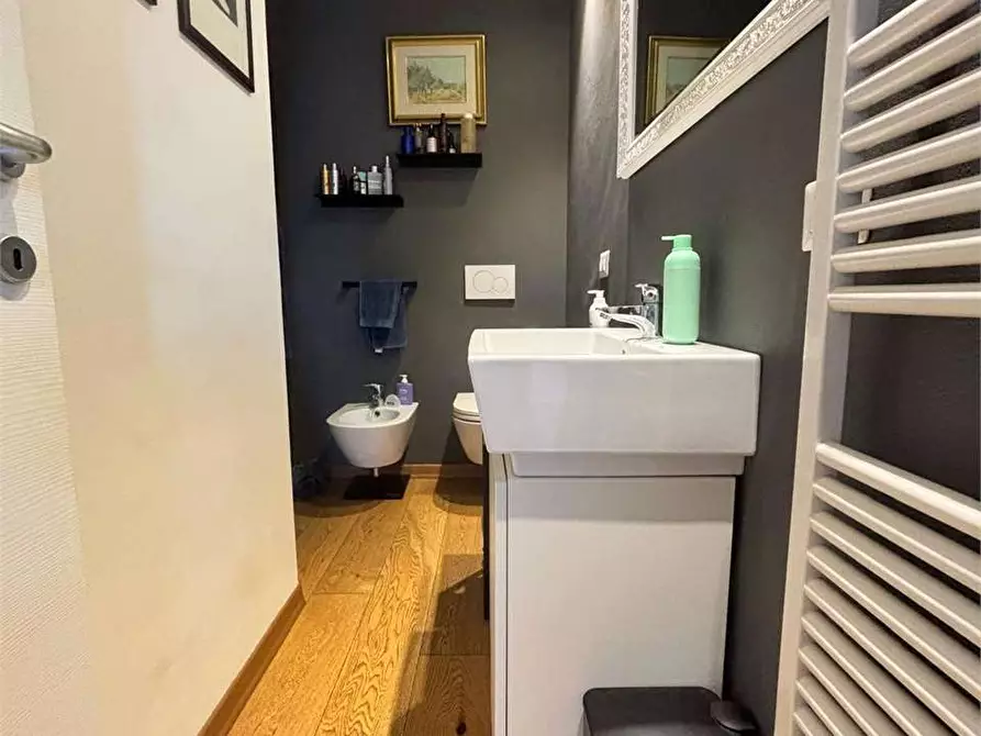Immagine 20 di Appartamento in vendita  in P.zza N. Tommaseo 1 a Firenze