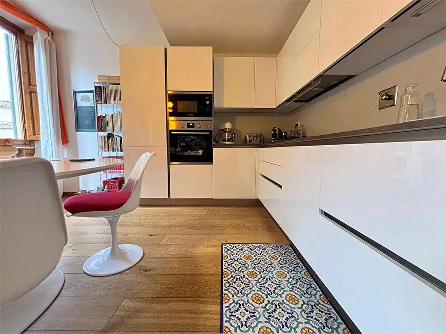 Immagine 8 di Appartamento in vendita  in P.zza N. Tommaseo 1 a Firenze
