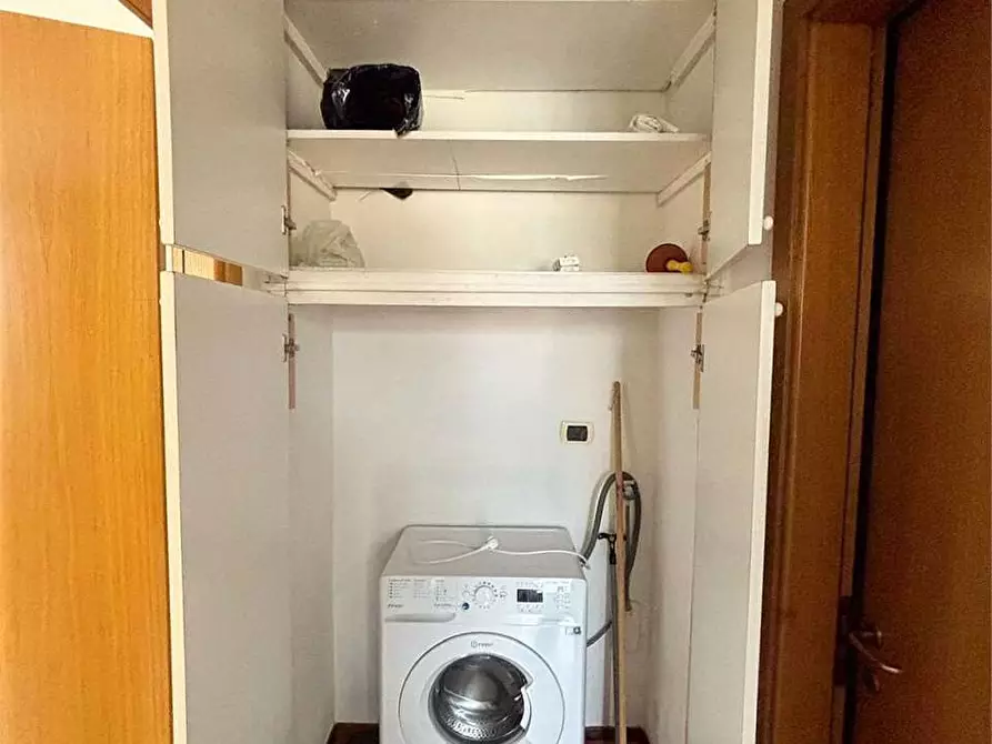 Immagine 14 di Bilocale in vendita  a Firenze