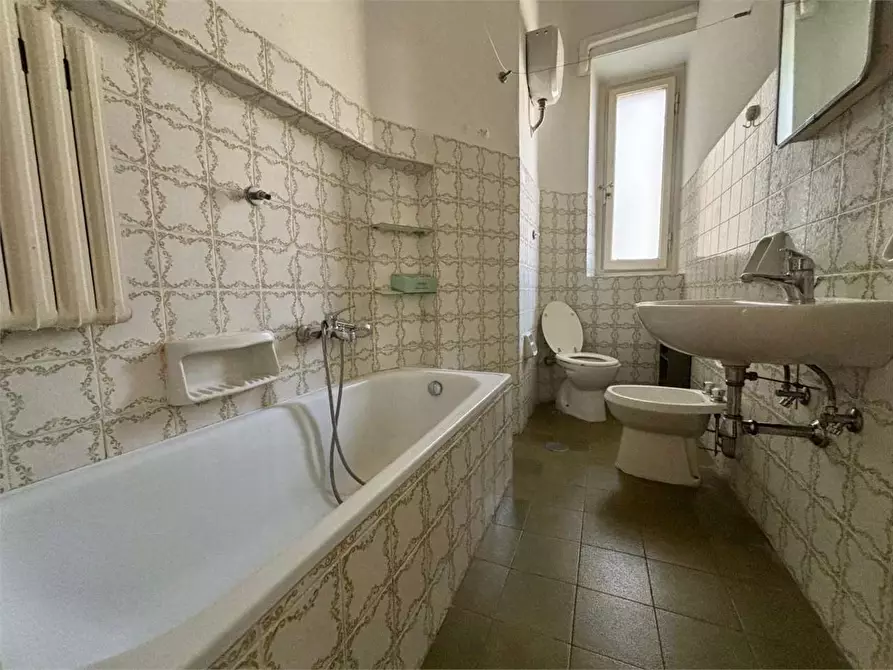 Immagine 19 di Appartamento in vendita  in Via Cesare Guasti  1 a Firenze