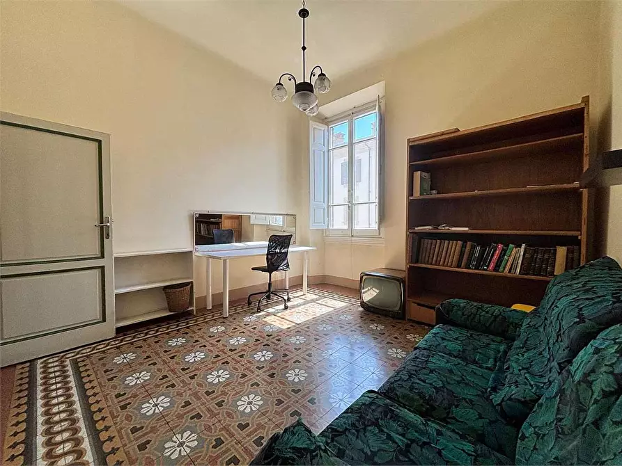 Immagine 10 di Appartamento in vendita  in Via Cesare Guasti  1 a Firenze