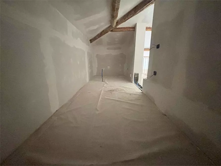 Immagine 16 di Appartamento in vendita  a Firenze