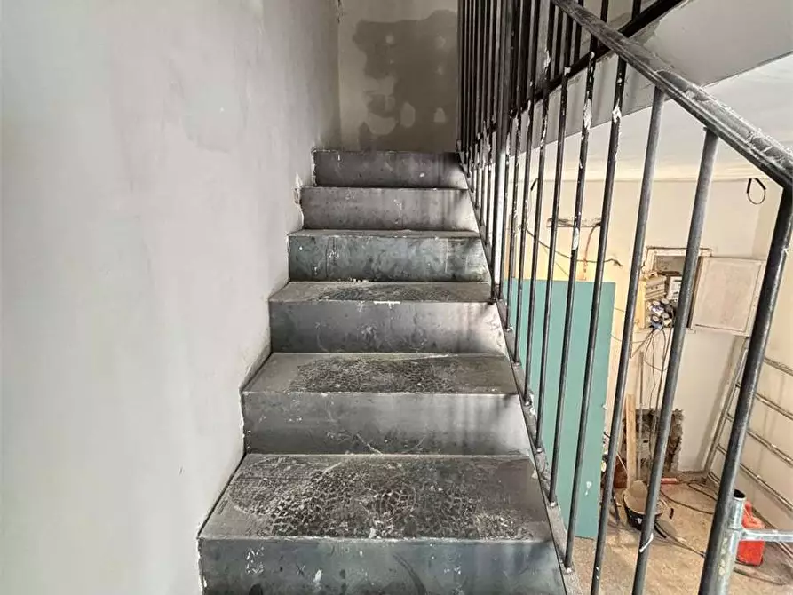 Immagine 4 di Appartamento in vendita  a Firenze