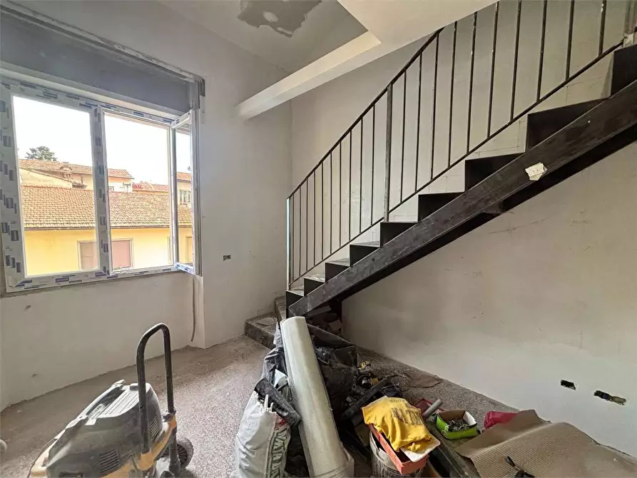 Immagine 4 di Appartamento in vendita  in Via Mercati  73 a Firenze