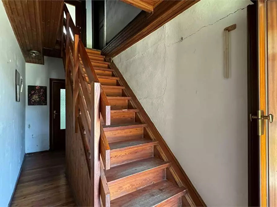 Immagine 13 di Casa indipendente in vendita  in Località San Rocco a Premia