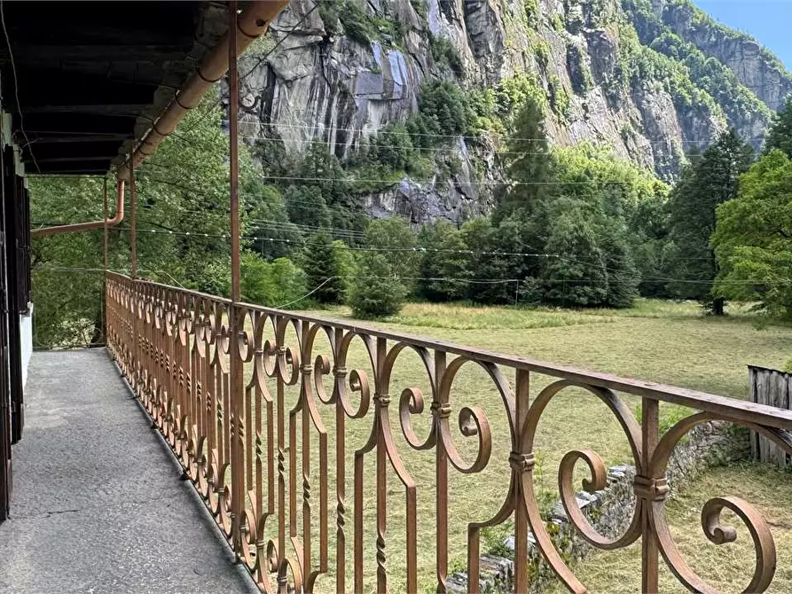 Immagine 26 di Casa indipendente in vendita  in Località San Rocco a Premia