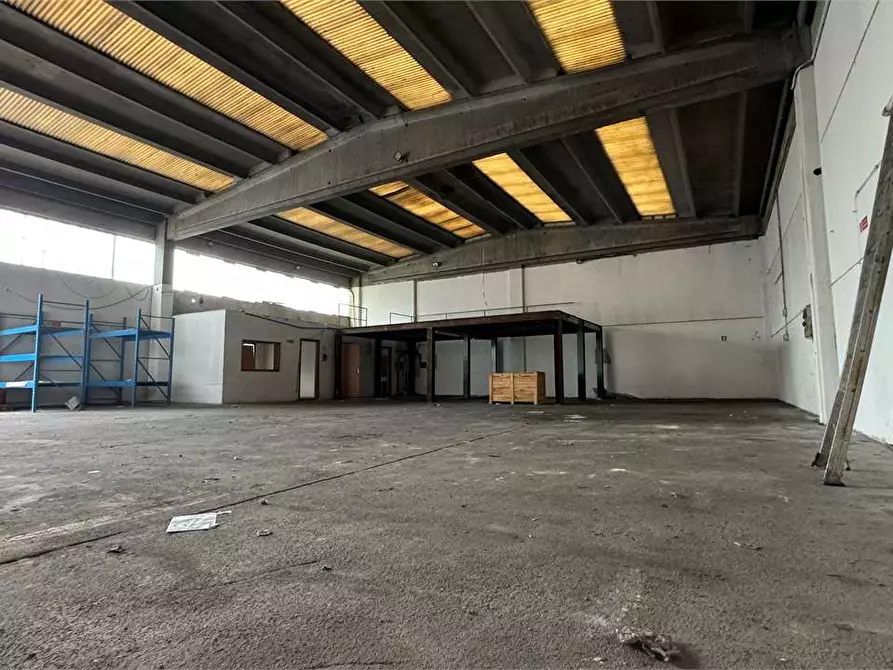 Immagine 3 di Capannone industriale in vendita  in Località Sassonia 13 a Piedimulera