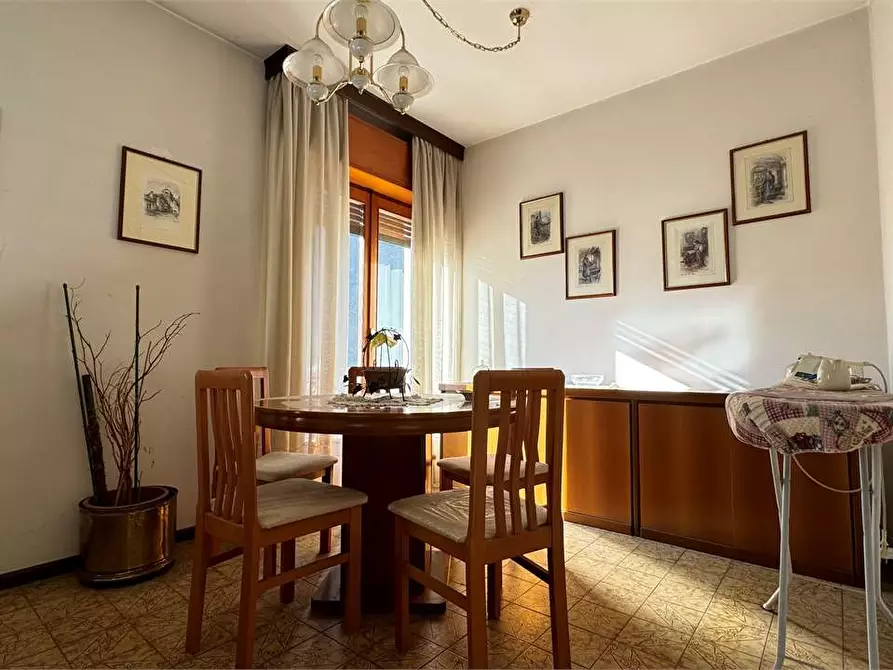 Immagine 2 di Trilocale in vendita  in Viale Castelli 8 a Varzo