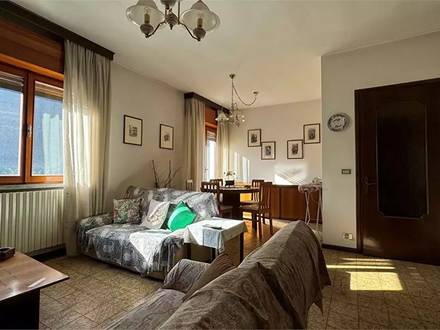 Immagine 4 di Trilocale in vendita  in Viale Castelli 8 a Varzo