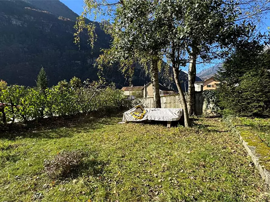 Immagine 15 di Trilocale in vendita  in Viale Castelli 8 a Varzo