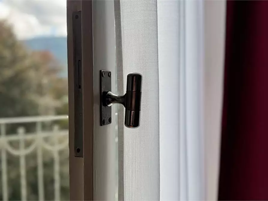 Immagine 39 di Villa in vendita  a Toceno