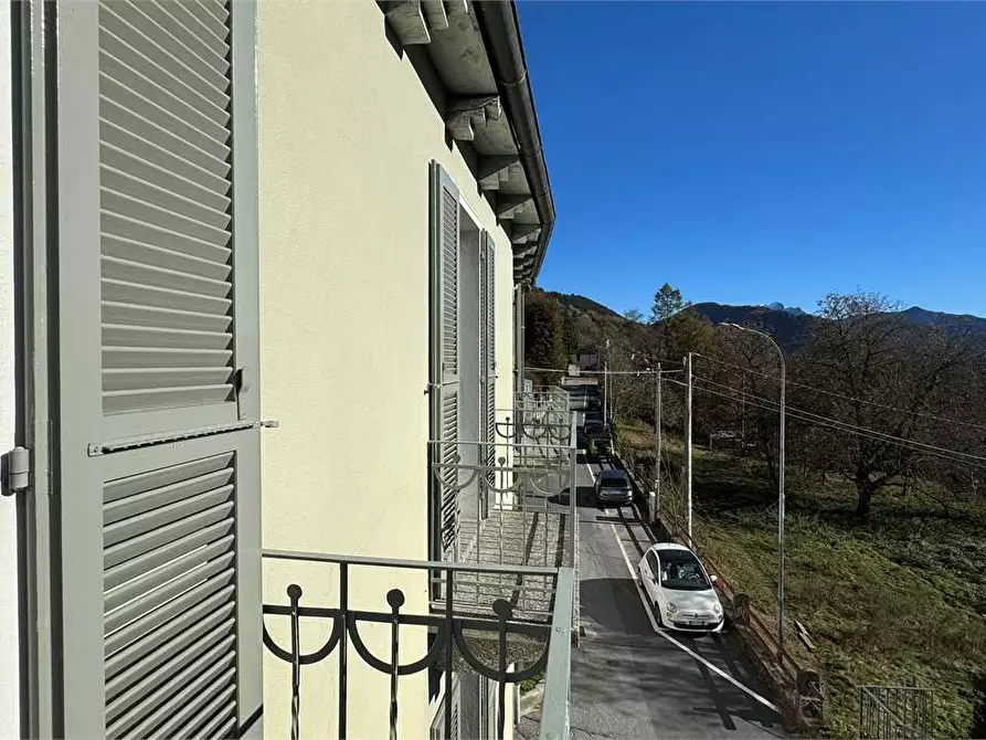 Immagine 43 di Villa in vendita  a Toceno