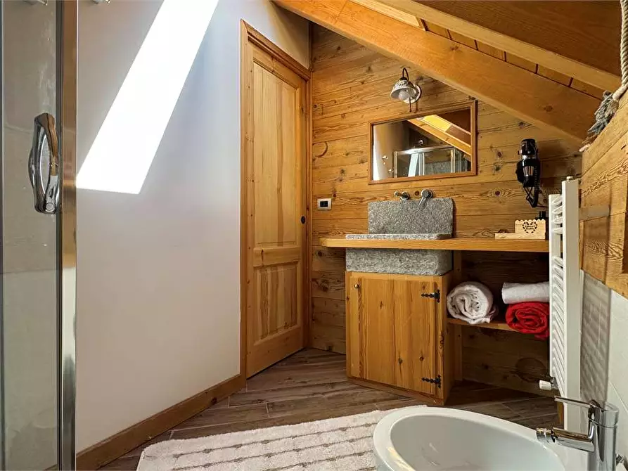 Immagine 14 di Quadrilocale in vendita  in San Domenico x a Varzo