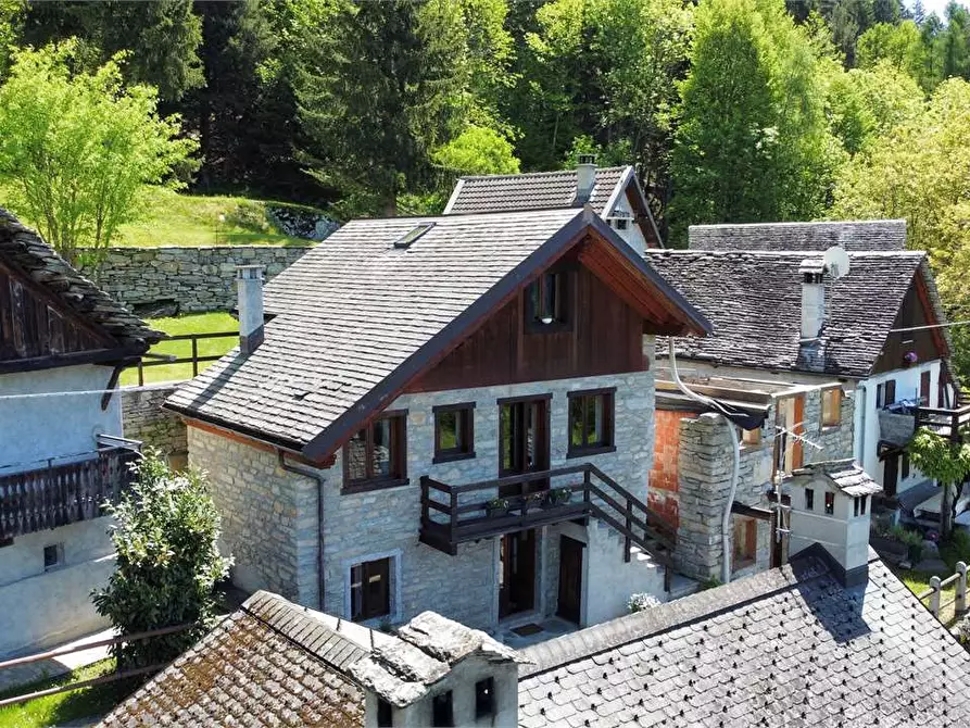 Immagine 2 di Casa indipendente in vendita  in Località Dreuza X a Varzo