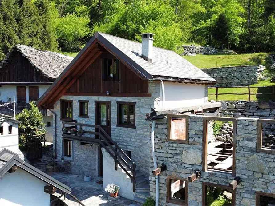 Immagine 3 di Casa indipendente in vendita  in Località Dreuza X a Varzo