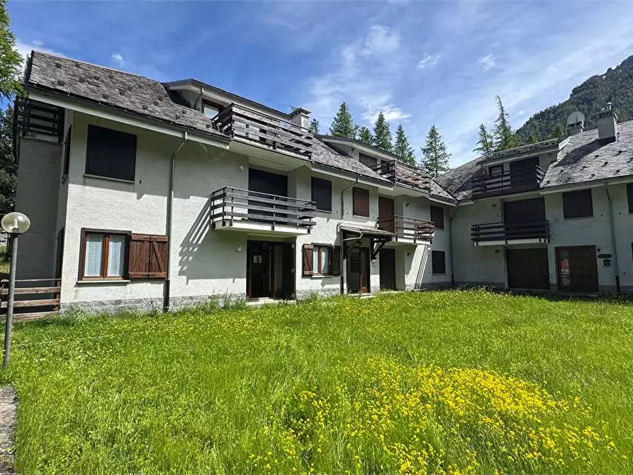 Immagine 1 di Bilocale in vendita  in Località San Domenico a Varzo