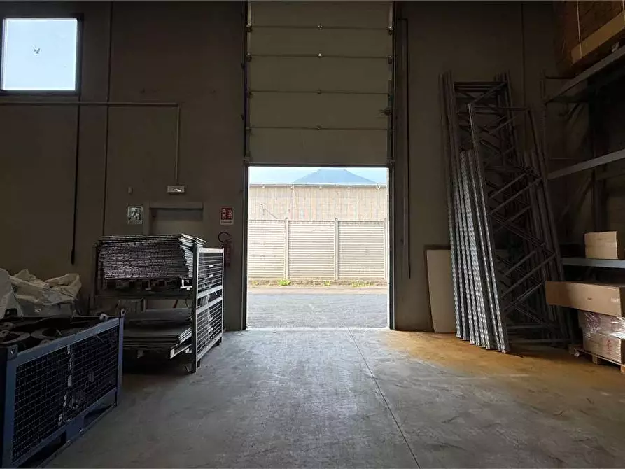 Immagine 11 di Capannone industriale in vendita  in Viale dell'industria 8 a Villadossola