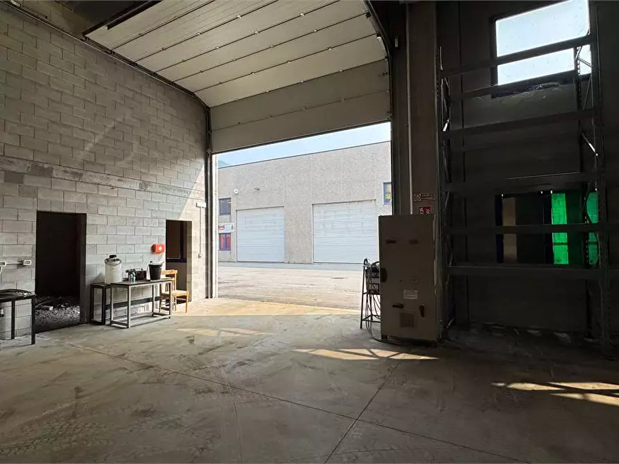 Immagine 8 di Capannone industriale in vendita  in Viale dell'industria 8 a Villadossola