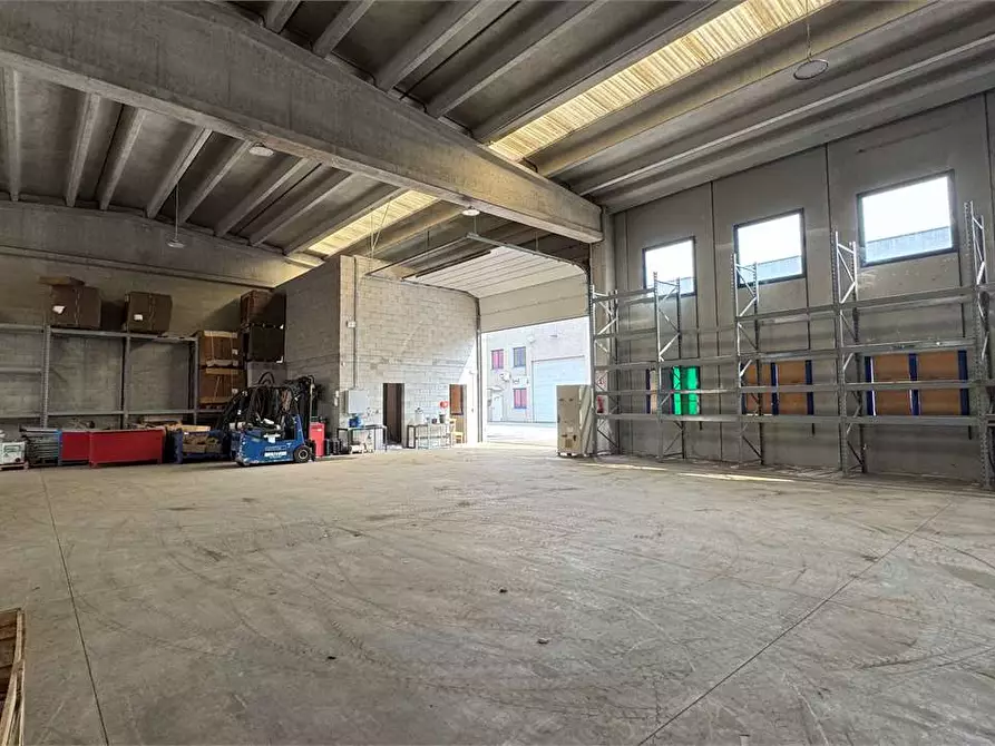 Immagine 10 di Capannone industriale in vendita  in Viale dell'industria 8 a Villadossola