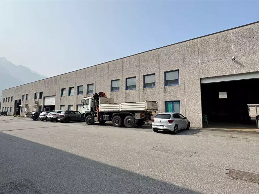 Immagine 2 di Capannone industriale in vendita  in Viale dell'industria 8 a Villadossola