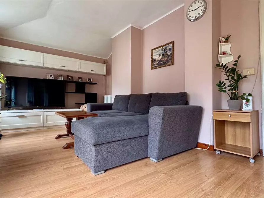 Immagine 2 di Trilocale in vendita  in Via Castellazzo  35 a Domodossola