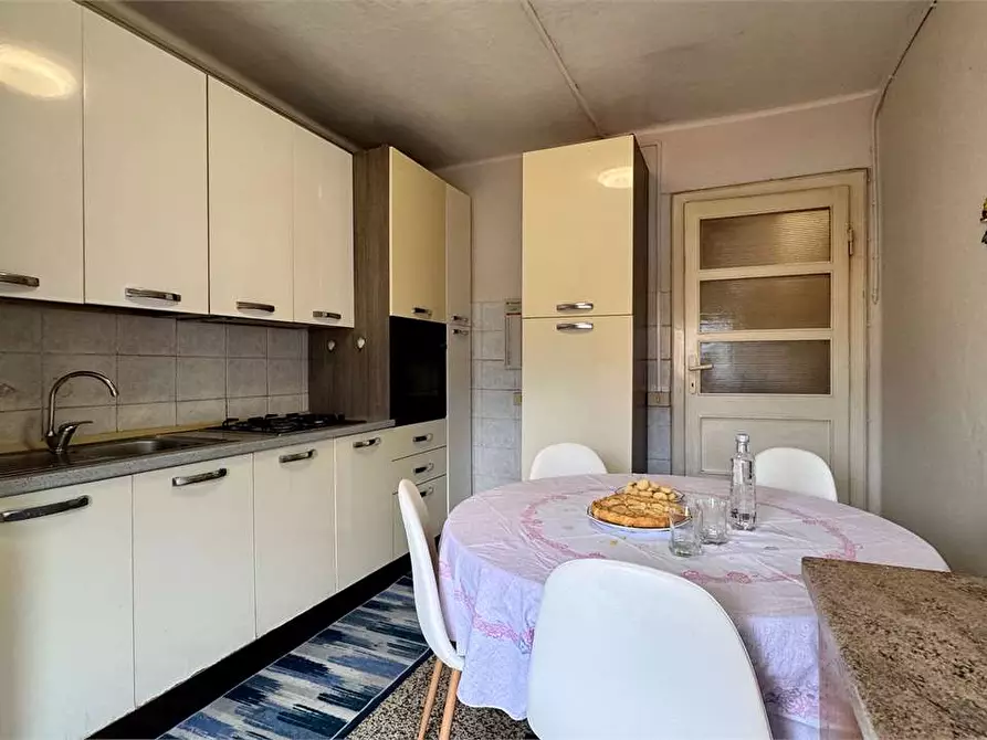 Immagine 5 di Trilocale in vendita  in Via Castellazzo  35 a Domodossola