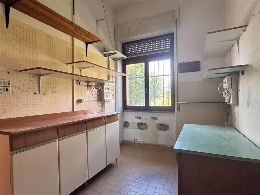 Immagine 5 di Negozio in vendita  in Via Provinciale 17 a Masera