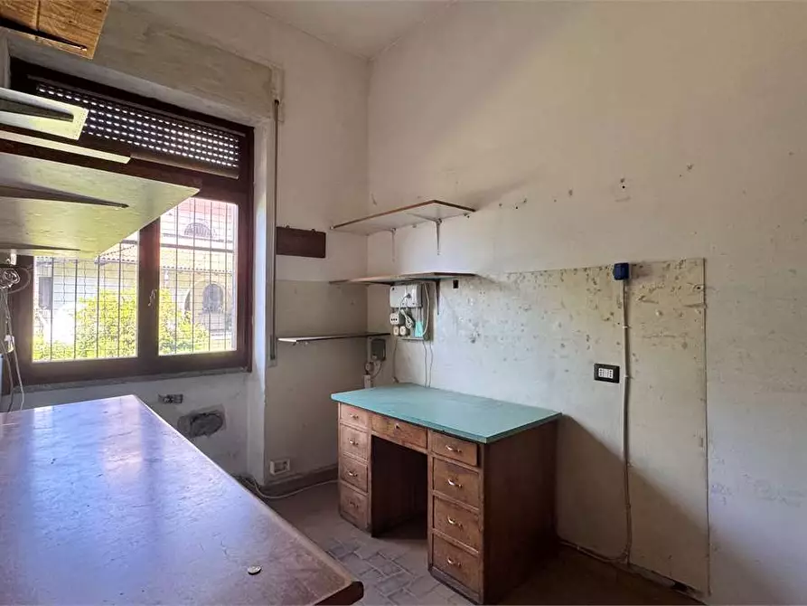 Immagine 6 di Negozio in vendita  in Via Provinciale 17 a Masera