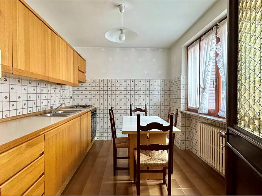 Immagine 5 di Trilocale in vendita  in Via Benefattori 1 a Toceno