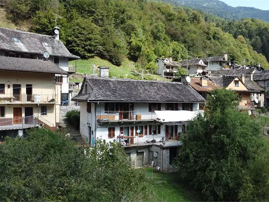 Immagine 2 di Casa indipendente in vendita  in Frazione Bertonio 65 a Varzo