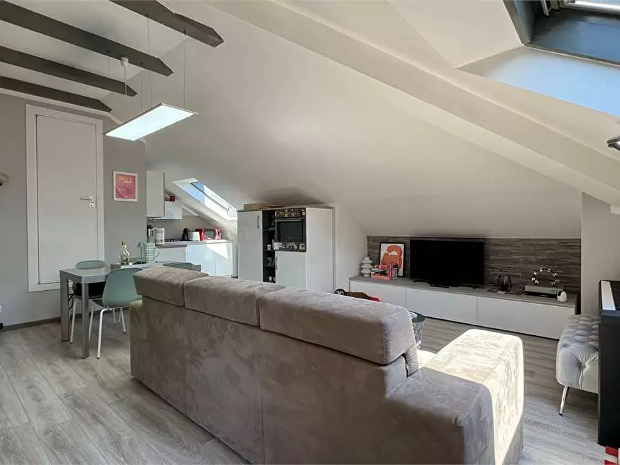 Immagine 5 di Bilocale in vendita  in Via Armando Diaz  14 a Domodossola