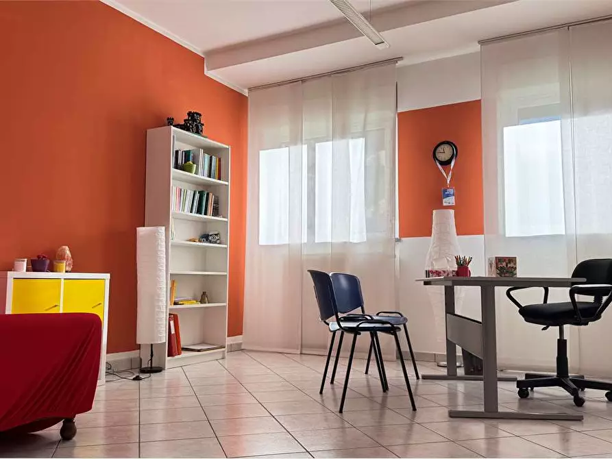 Immagine 2 di Ufficio in vendita  in Via Marzabotto 22 a Domodossola