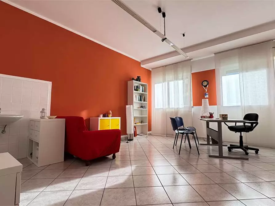 Immagine 5 di Ufficio in vendita  in Via Marzabotto 22 a Domodossola