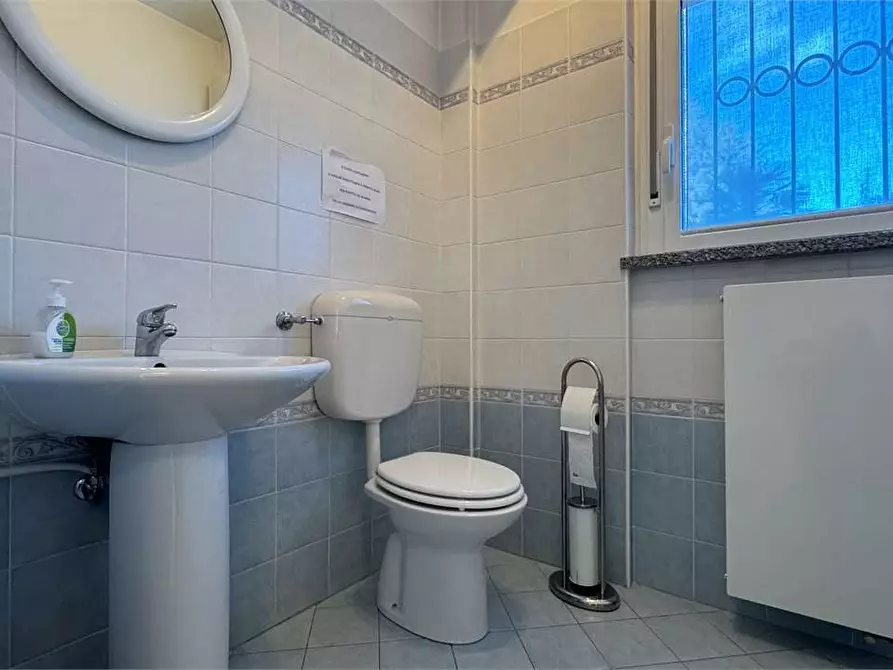 Immagine 12 di Ufficio in vendita  in Via Marzabotto 22 a Domodossola