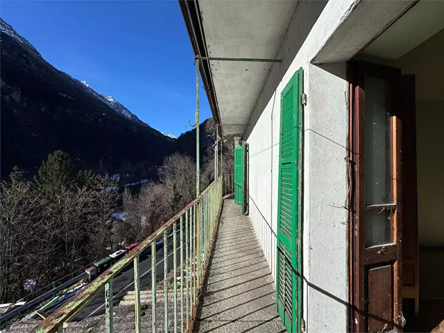 Immagine 16 di Casa indipendente in vendita  in Via Sempione a Varzo