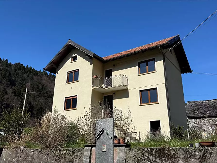 Immagine 1 di Casa indipendente in vendita  in Via Carlini  4 a Crodo