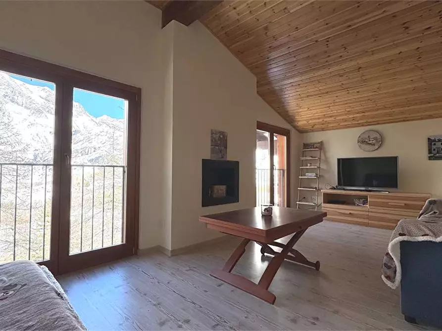 Immagine 4 di Trilocale in vendita  in Località San Domenico a Varzo